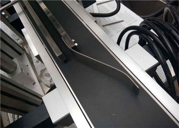 CE飲料/飲料/日用化工/藥品頂級貼標機