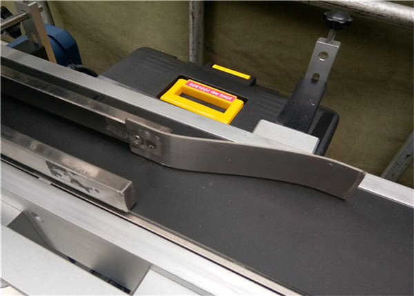 CE飲料/飲料/日用化工/藥品頂級貼標機