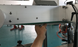 上壓機構頂瓶自動貼標機，CE認證