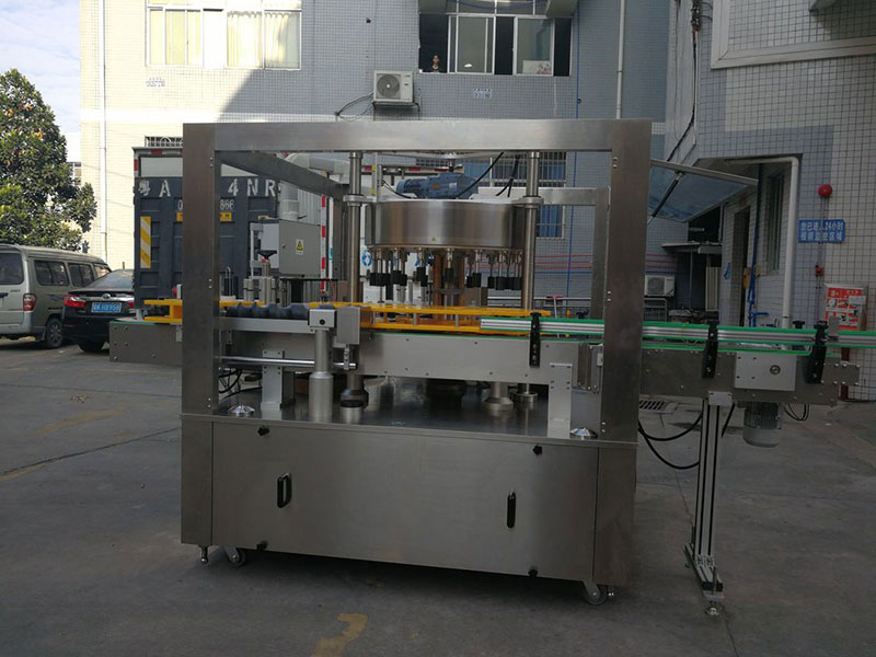 自動貼標機設備